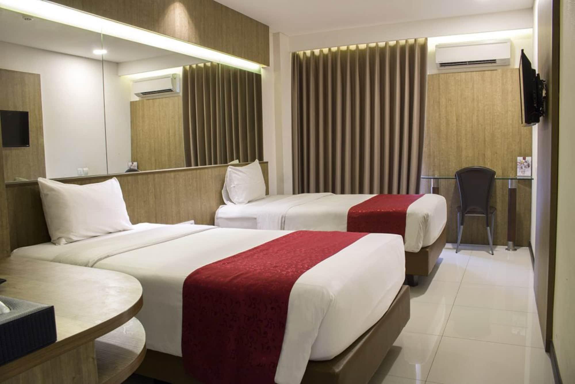 West Point Hotel Bandung Exterior photo