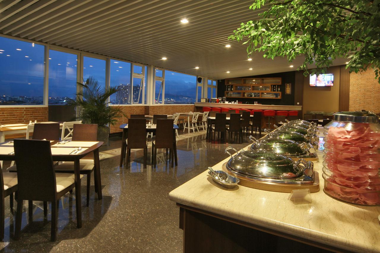 West Point Hotel Bandung Exterior photo